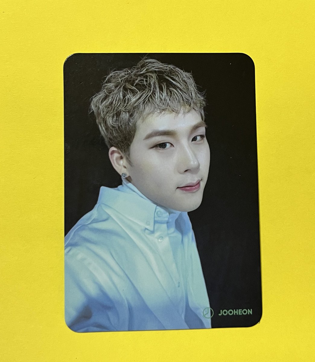 New2084's tweet photo. 주헌 포카 양도

디엠 주세요.

#몬스타엑스 #주헌 셔누 기현 민혁 형원 창균 https://t.co/ofBtNEY88J