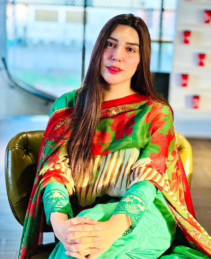 khadijasid751's tweet photo. Happy Birthday @tayyabaraja_ 

You're truly a warrior, undeterred by the storm of forces,  you displayed courage and resilience which was lacking in many men in our political history.. 

 Uncle said: میری بیٹی نہیں ہے، میرا بیٹا ہے جیل میں۔ https://t.co/WgwPdCAz1v