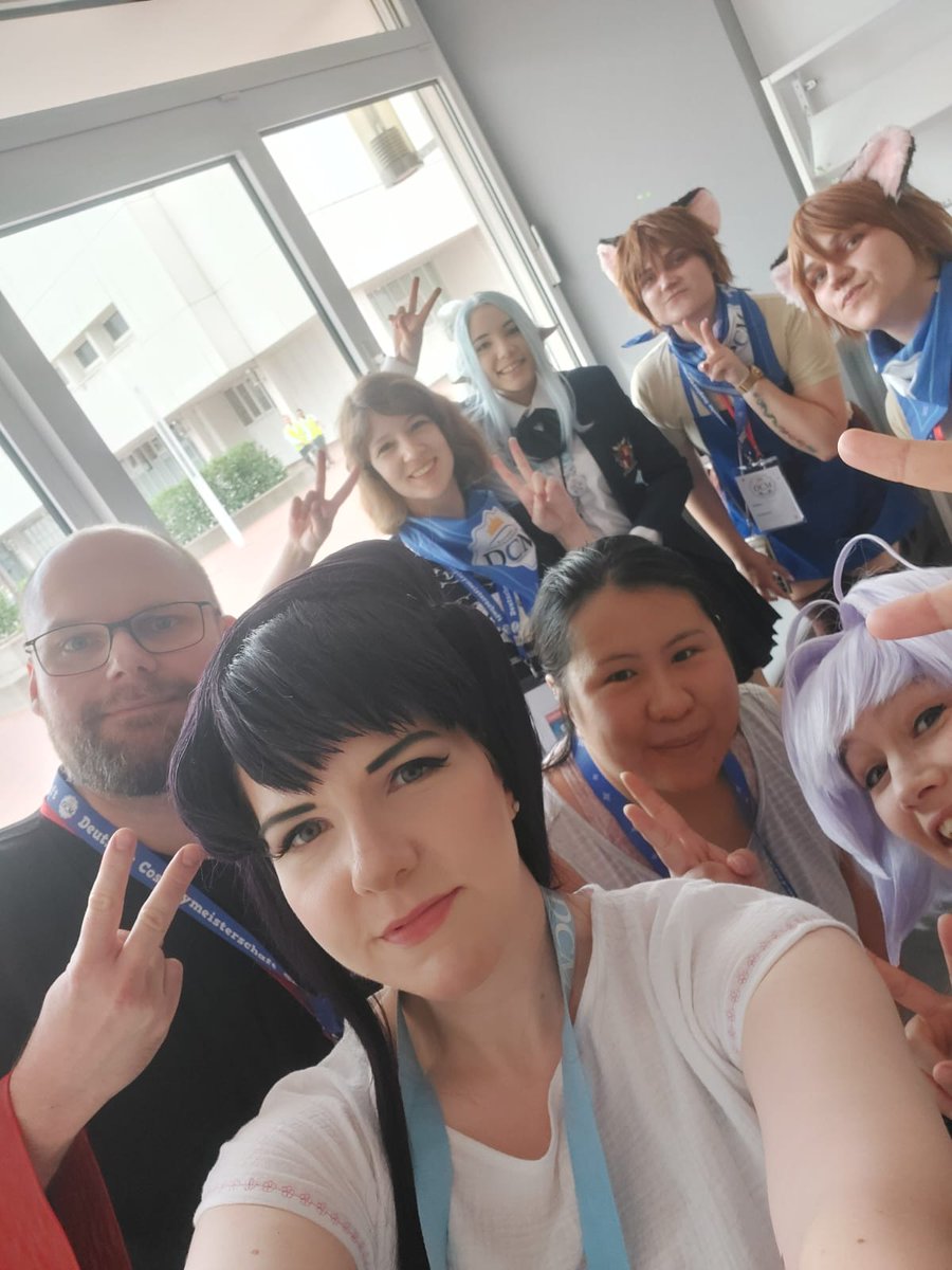 Unser Helfer-Team auf dem <a href="/CosDay/">CosDay</a> ist voller Motivation für den heutigen Vorentscheid ❤️

Die Kostümbewertung ist schon in vollem Gange