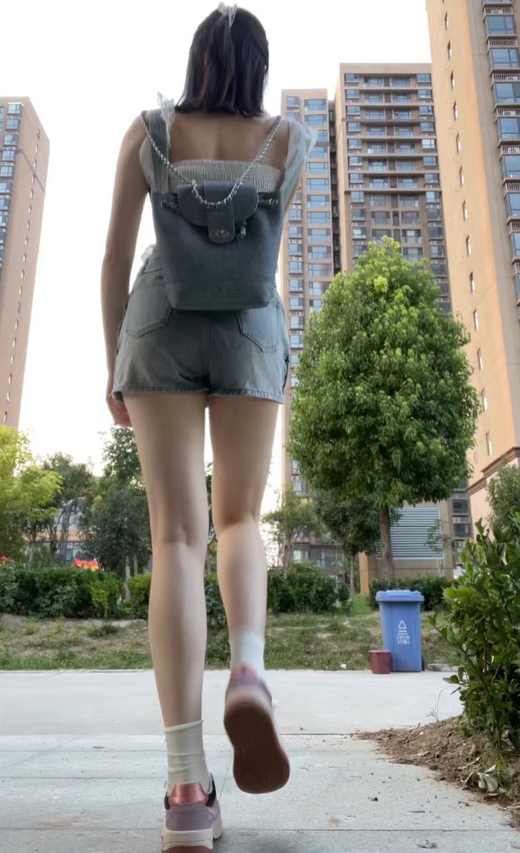 sudan9t's tweet photo. 回家第一件事就是洗个澡 才叫舒服舒服😌 https://t.co/CuNi8UxAFu