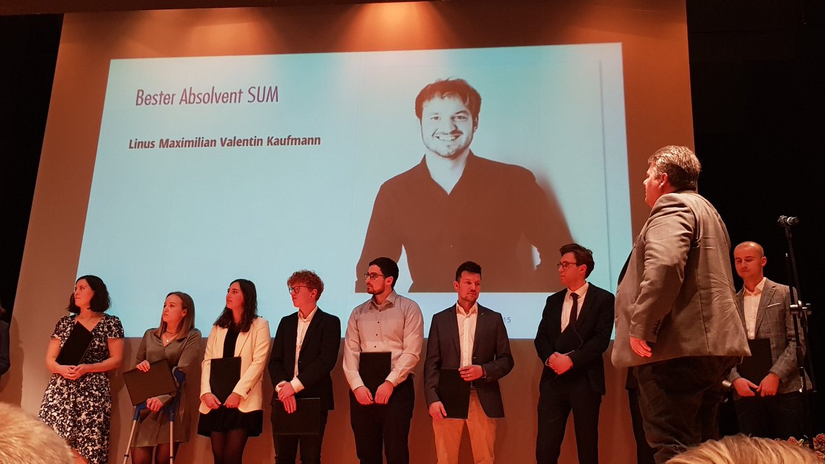 SMobilities's tweet image. Celebrating the Graduation of our MSc. Sustainable Mobilities Class of 2022! 🎓🌟 #SustainableMobilities #Graduation2022 #GreenFuture"