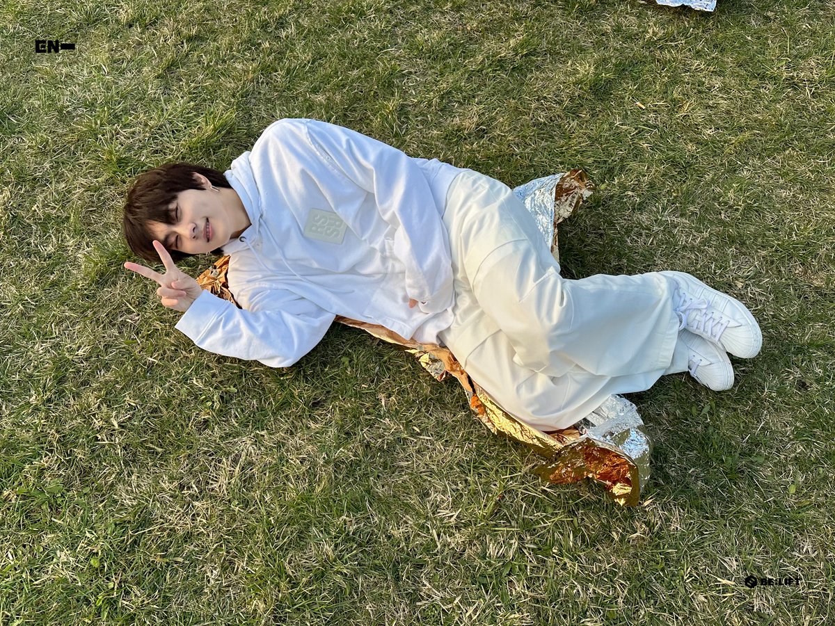 enhypenweverse's tweet photo. (23/35)

@ENHYPEN_members @ENHYPEN #ENHYPEN #엔하이픈 #DARKBLOOD https://t.co/TLpuDQdd2y
