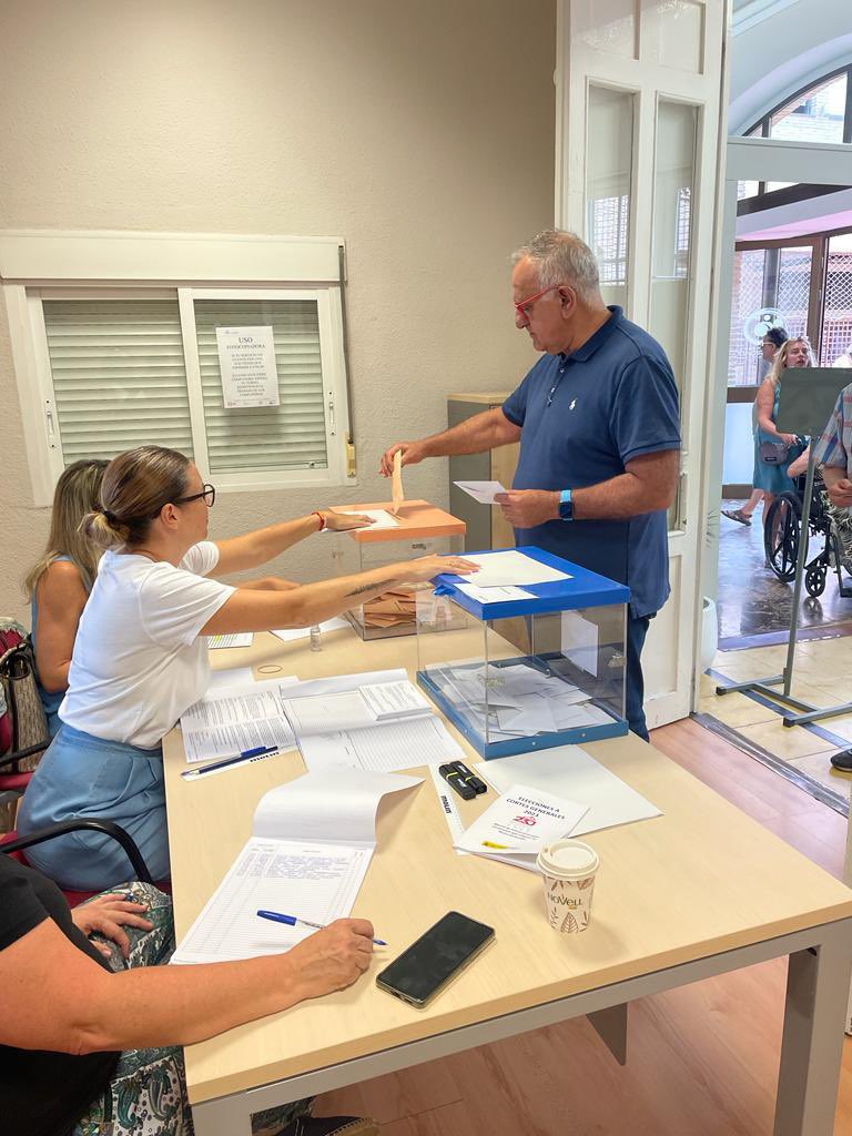 🗳️Ya he ejercido mi derecho al voto. Os animo a todos a que vayáis a votar para que podáis expresar vuestra voluntad.

Quiero dar las gracias a todas las personas que hacen posible que esta jornada se desarrolle con tranquilidad.

#Elecciones #Elecciones23J