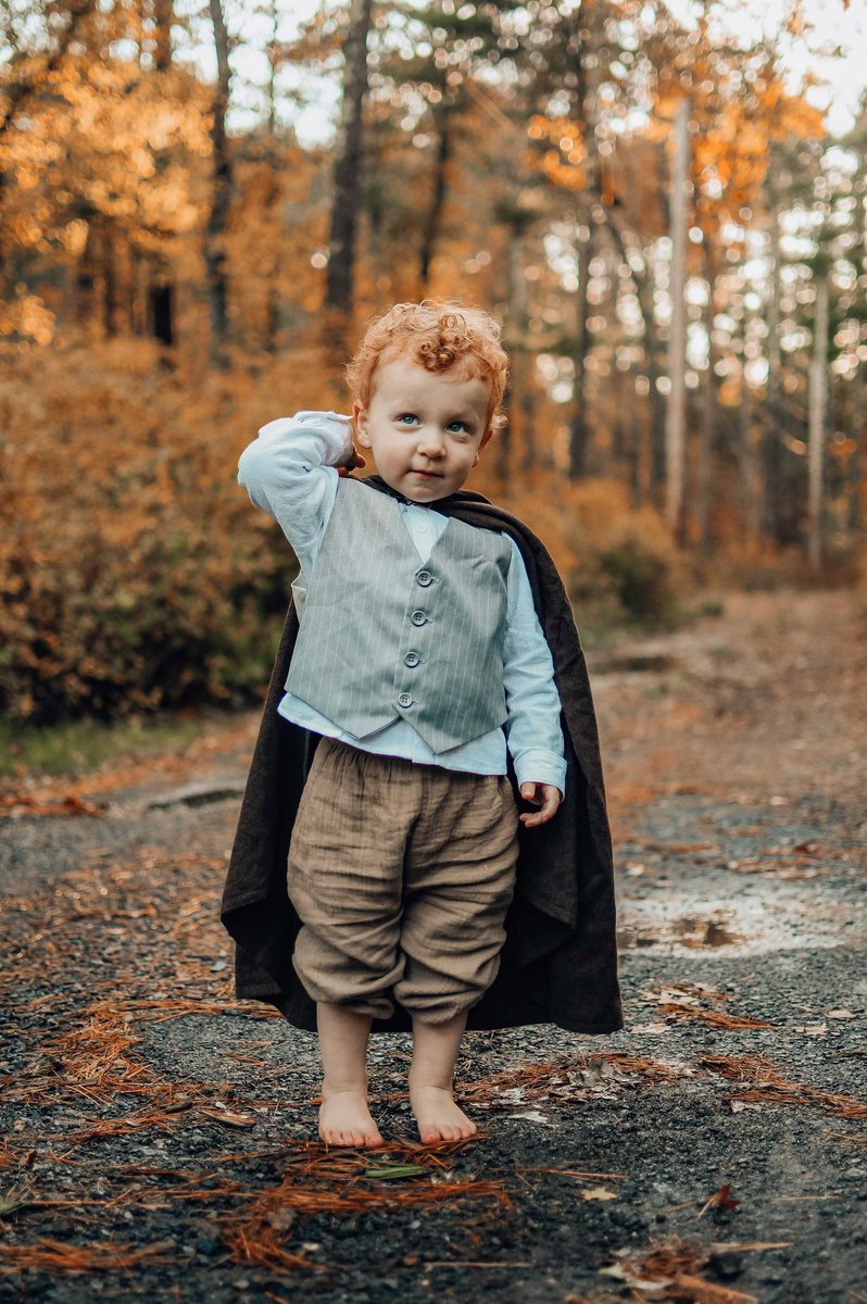 LapetiteYoja's tweet photo. T’as cru que j’allais être mère et pas faire de cosplay de Hobbit pour mon fils ?! https://t.co/cJtl8WnLxx