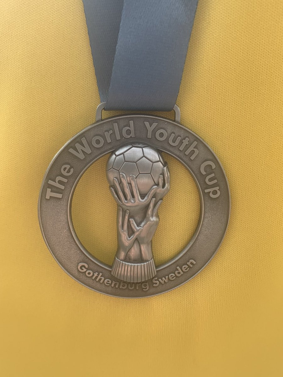 Heading home today as runners up in the @Gothia_Cup u15 girls World Youth Cup. Not bad at all girls!! 2nd in the World & silver medalists. Amazing achievement after only coming together 6 weeks ago. Thanks to the 4 fab coaches. ❤️💛❤️⚽️@NHSGsport @NLandSchoolsFA