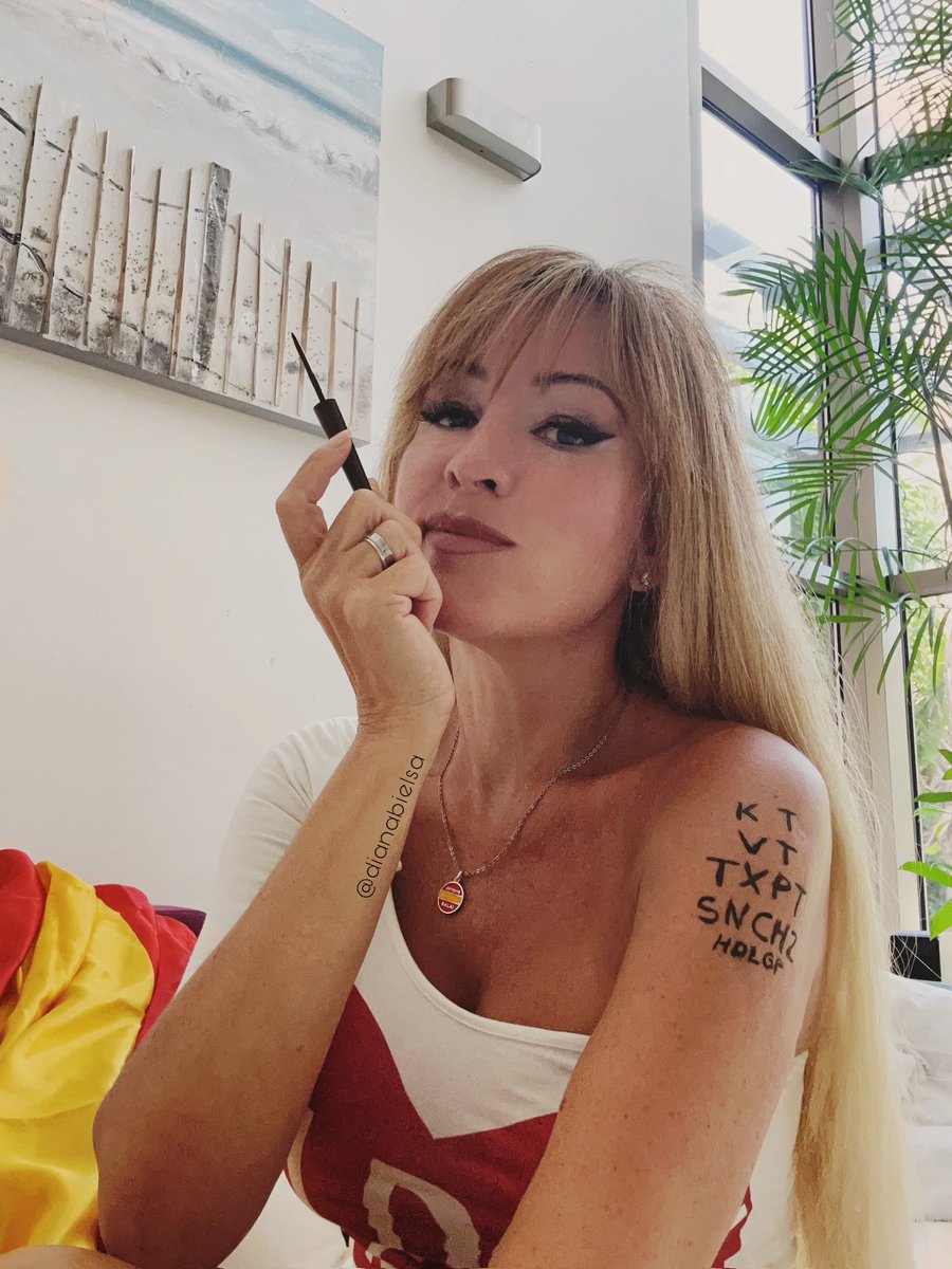 Sabe alguien si la #juntaelectoral ha dicho algo siobre votar con tatoos? 🤣😜💪🏼🇪🇸Es para una amiga… #QueTeVoteTxapote #23Julio #23JVota #QueTeVoteChapote #esp #VivaEspaña