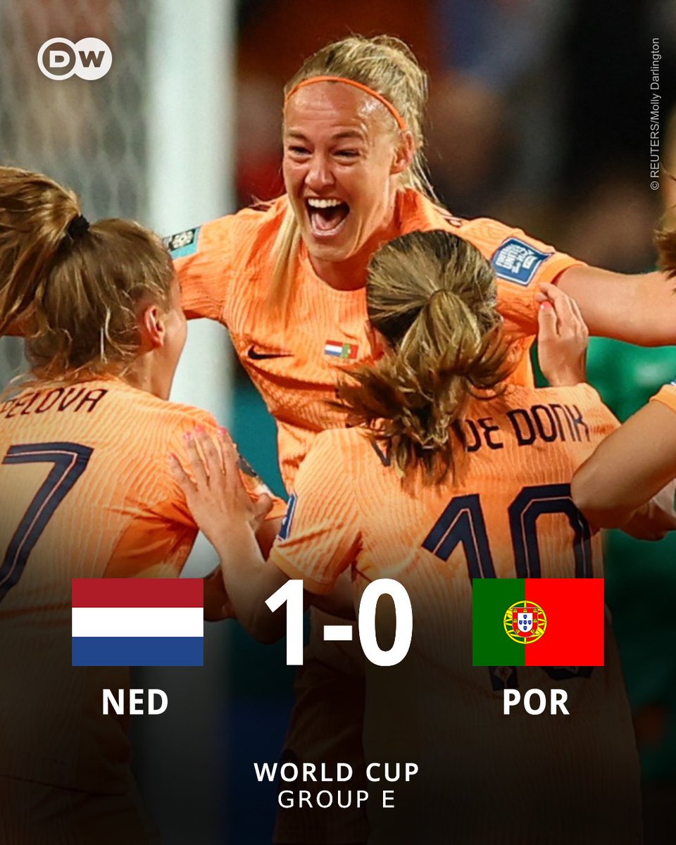 dw_sports's tweet photo. Sweden scored a late winner against South Africa to win their opening #FIFAWWC match 💪

The Netherlands managed to keep their early lead to win their 8th game against Portugal, having faced them 9 times in their history 🔥

#NEDPOR #SWERSA https://t.co/Xw1xy9Gu0h