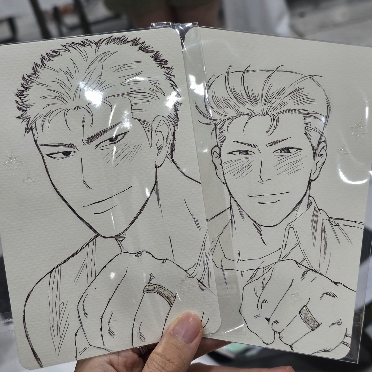 오늘 따따님이 주신 저의 백호와 달시님의 호열이 인증샷

포인트 : 반지