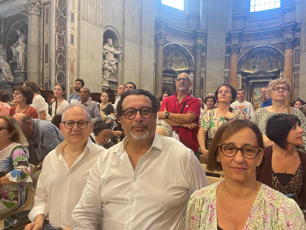 CislPuglia's tweet photo. La #CislPuglia partecipa con una delegazione alla Messa di S.S. Papa Francesco per la #GiornataMondialedeiNONNIedegliANZIANI. L’incontro tra la giovane Maria e l’anziana Elisabetta sono ancora oggi il simbolo della unione necessaria tra i destini di nuove e vecchie generazioni https://t.co/oJPvdphnhp