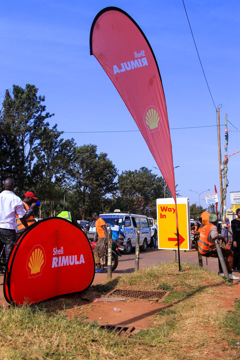 GoldenDigitalUG's tweet photo. This Sunday get your engine serviced and learn more about the benefits of @Shell_Uganda Rimula with our expert team.
We'll also have fuel vouchers to give away, so pass by a Shell fuel station today.
#PilotiGendaOkikube @VivoEnergyUg #GoldenActivations 🔥 ⚙️ 🚗 ⛽️ 🎉 https://t.co/37723QCBcg