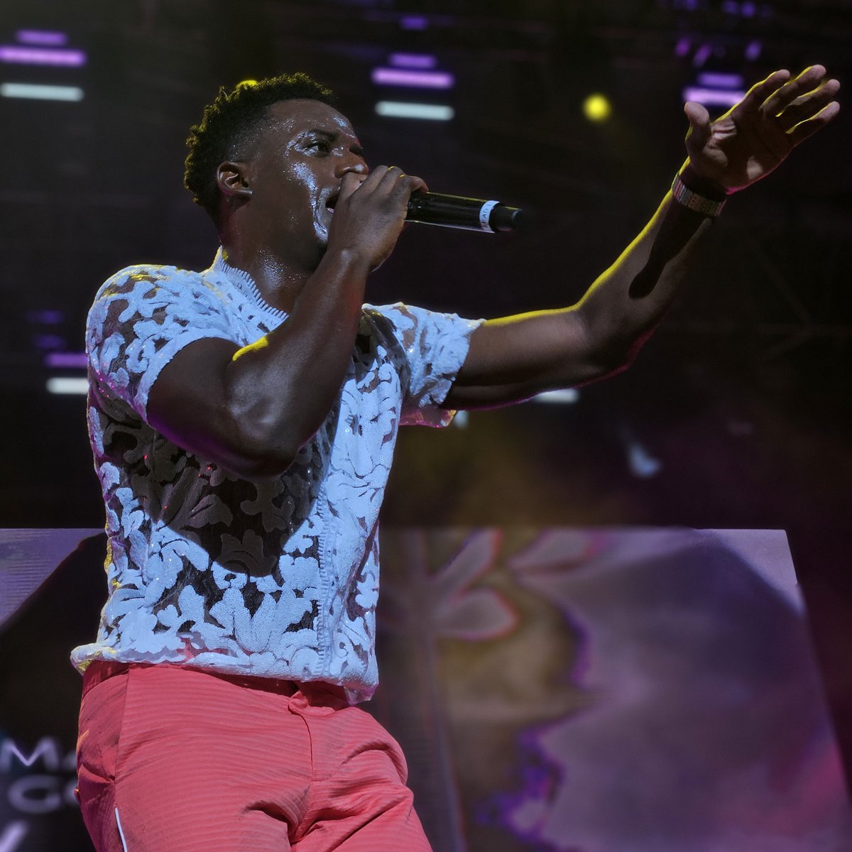 FLOWJamaica's tweet photo. @RealRomainVirgo the love doctor 🩺 @reggaesumfest #FlowxSumfest https://t.co/wHkdOzoqBL