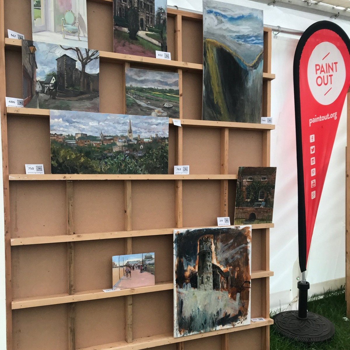 susanisaac's tweet photo. Over for another year - @PaintOutNorfolk #PON2023. As always, a fascinating & beautiful challenge. I appreciate the sheer volume of effort that goes into organising - many thanks to @jamescolmanart @KatyJonWent + team.
#paintoutnorfolk #paintoutnorfolk2023 #paintout #norfolk https://t.co/U8ZulzcK5y