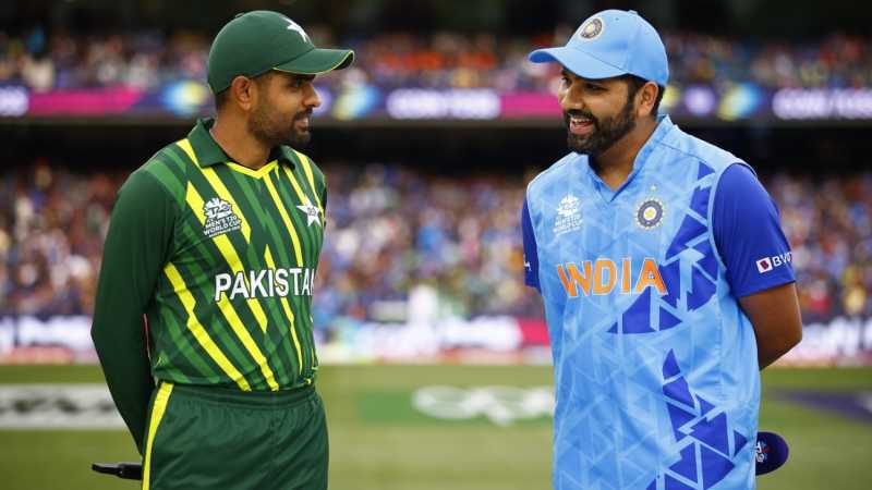 Kuldeep40338929's tweet photo. Let's see who win India 🇮🇳 or Pakistan 🇵🇰 
India 💙 or Pakistan 🔁 https://t.co/0jo5BxYbtZ