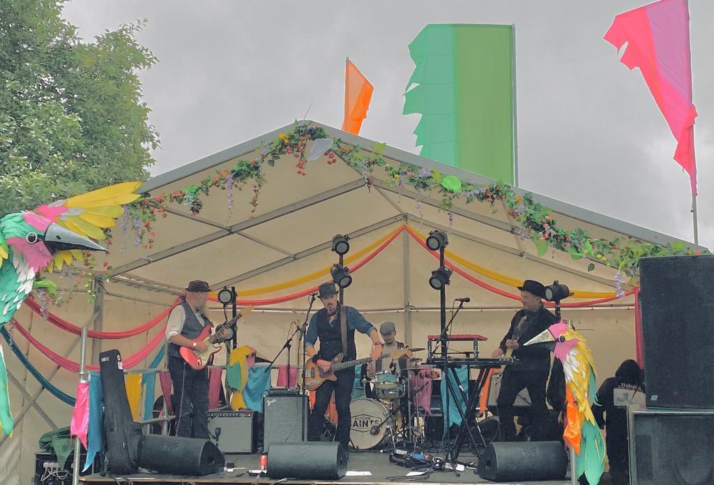 AutumnSaints's tweet photo. #pennfest, what a show! Really enjoyed our first #pennfest. Thanks so much to everyone who sang and danced with us in the rain and wind among the trees. Great festival and energy. Next up, @Deerstock Sunday ❤️🙏🤠#americanamusic #americana https://t.co/JhPYopmlwT