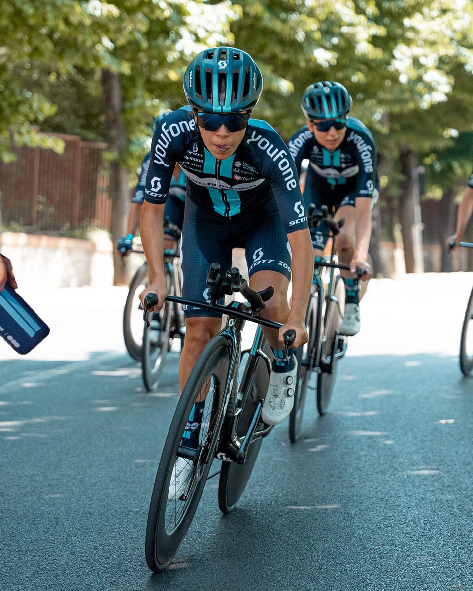 Time to pass on the bidon! <a href="/LeTour/">Tour de France™</a> ➡️ <a href="/LeTourFemmes/">Le Tour de France Femmes avec Zwift</a>  

Well done @TDSM_Firmenich men, now let's hear it for @TDSM_Firmenich women! Are you #WatchingTheFemmes? 

#NOSHORTCUTS 
#teamdsm 
#tdf23 #tdff23