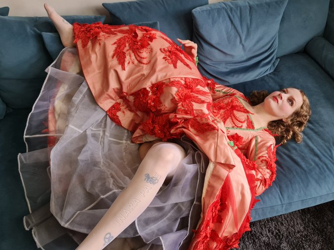 Dollification, anyone? 🪆  Both MrB &amp; a guy I'm seeing have been calling me "porcelain doll" A LOT lately<a href="/tag/mvsales"class="tags"><span>#mvsales</span></a>