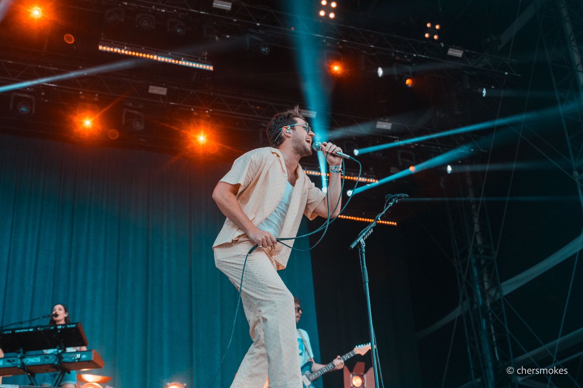 chersmokes's tweet photo. Niall Horan - Lollapalooza Paris 

13 yo me is screaming https://t.co/ndRMjUBC1L
