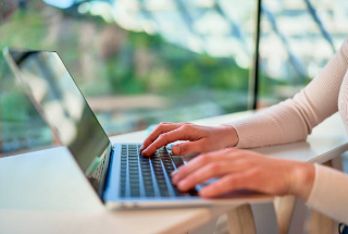 Bob2Camp's tweet photo. 5 abilities of an excellent copywriter:

Capacity for critique.

Writing abilities based on analysis.

Sensitivity to the person who is reading.

Understanding of guidelines for grammar.

The ability to express an identical topic in various styles.

#copywriter #business https://t.co/gP5vGbIMyv