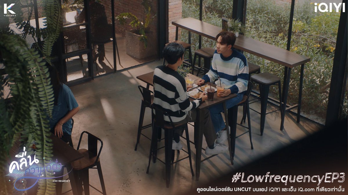 krishnanaidu98's tweet photo. #LowfrequencyEP3...this story w0uld make a lot of sense if we had the entire backstory about why Mon can see and talk to ghosts & spirits...the fact that Thames is regaining his senses seems alarming...how can he suddenly taste food and also be able to touch Mon 🤯
#Lowfrequency https://t.co/XXvJLSdkZm
