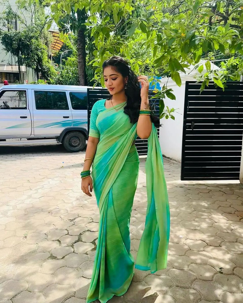 gowthamblr91's tweet photo. #binthu #hema #serialacters #auntylover #instamodal #instabeauty #auntyverian https://t.co/ZhPy3LRYRj