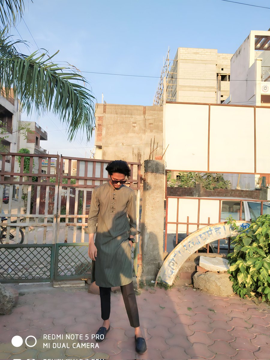 itzzqureshi09's tweet image. I have many enemies but your point is different my friend 🗿👽
#GOAT𓃵 #จัดตั้งรัฐบาล #potos #viral #Views #Twitter