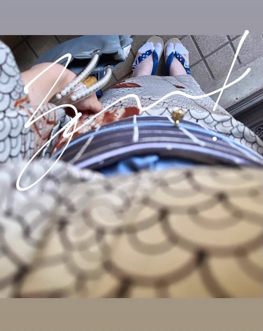 和柄にモードっぽいアイテムとか、渋めの色に鮮やかなブルーとか、今日はそんな感じです。   #youkimono