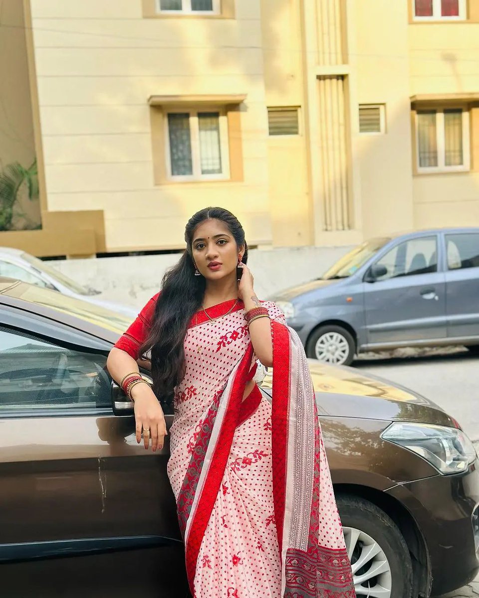 gowthamblr91's tweet photo. #binthu #hema #serialacters #auntylover #instamodal #instabeauty #auntyverian https://t.co/qd73svLeod