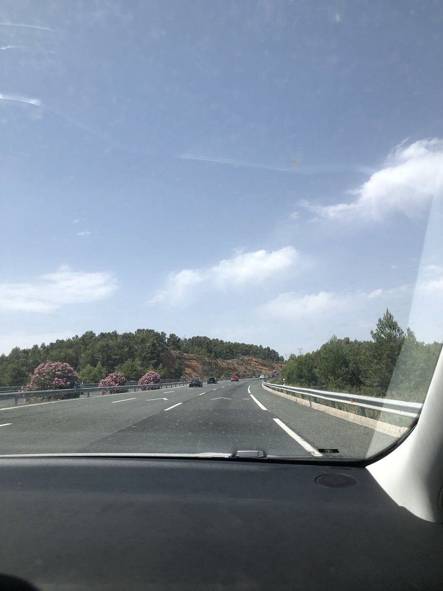 INTERDIRE4's tweet image. Un viajecito express para que Españita no se vaya a la mierda