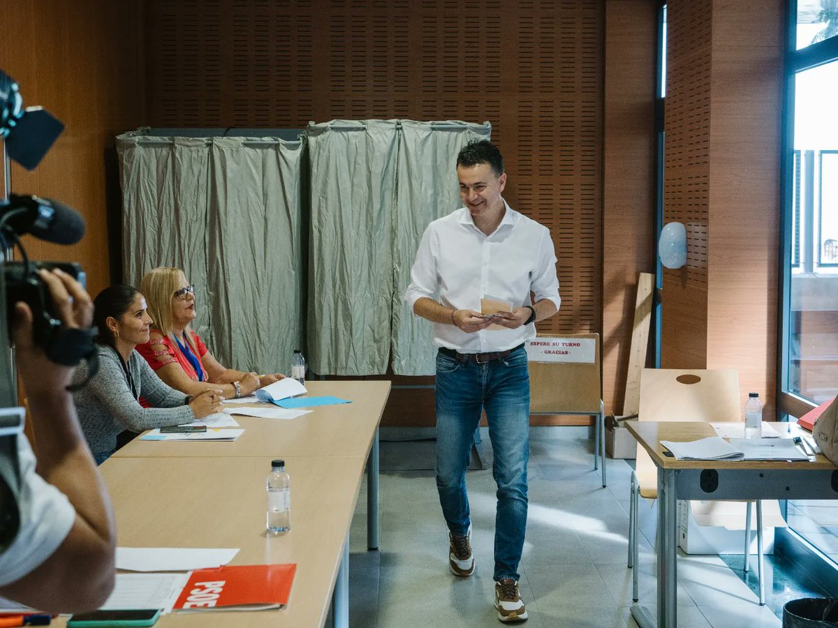 Ya he ejercido mi derecho al voto y pido a toda la ciudadanía que haga lo mismo. En masa.

Este #23J hay que votar con la ilusión de que España amanezca mañana con una propuesta de país fuerte para nuestra democracia.