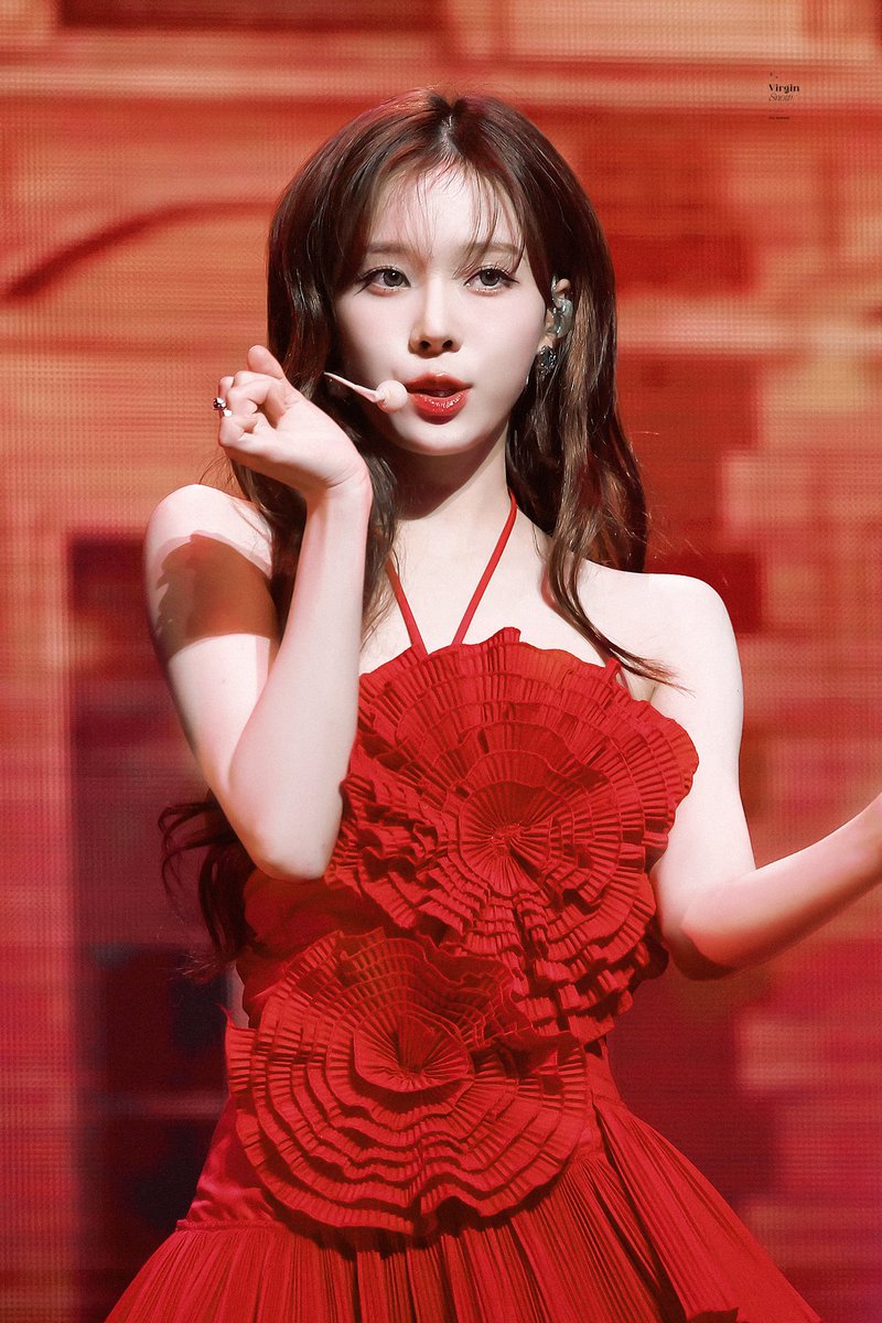 VirginSnow0101's tweet photo. 230616

#aespa #에스파 
#WINTER #윈터 https://t.co/x3NWA6loCj