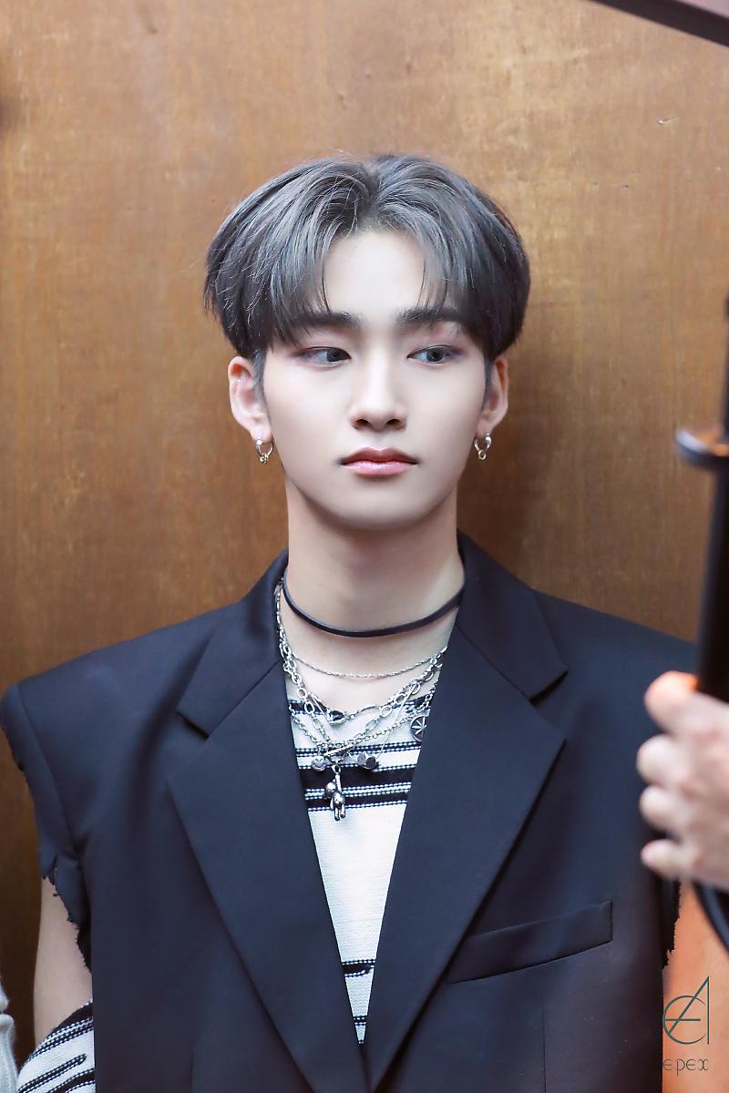 jefeflee's tweet image. Halcyon oasis cadence of time appeared to abate, bestowing upon me the faculty to be fully present in the exquisite allure of universe. It softly divulged narratives of endearment, lamentation, and sanguinity, resonating with exploits of those who had erstwhile sought solace.