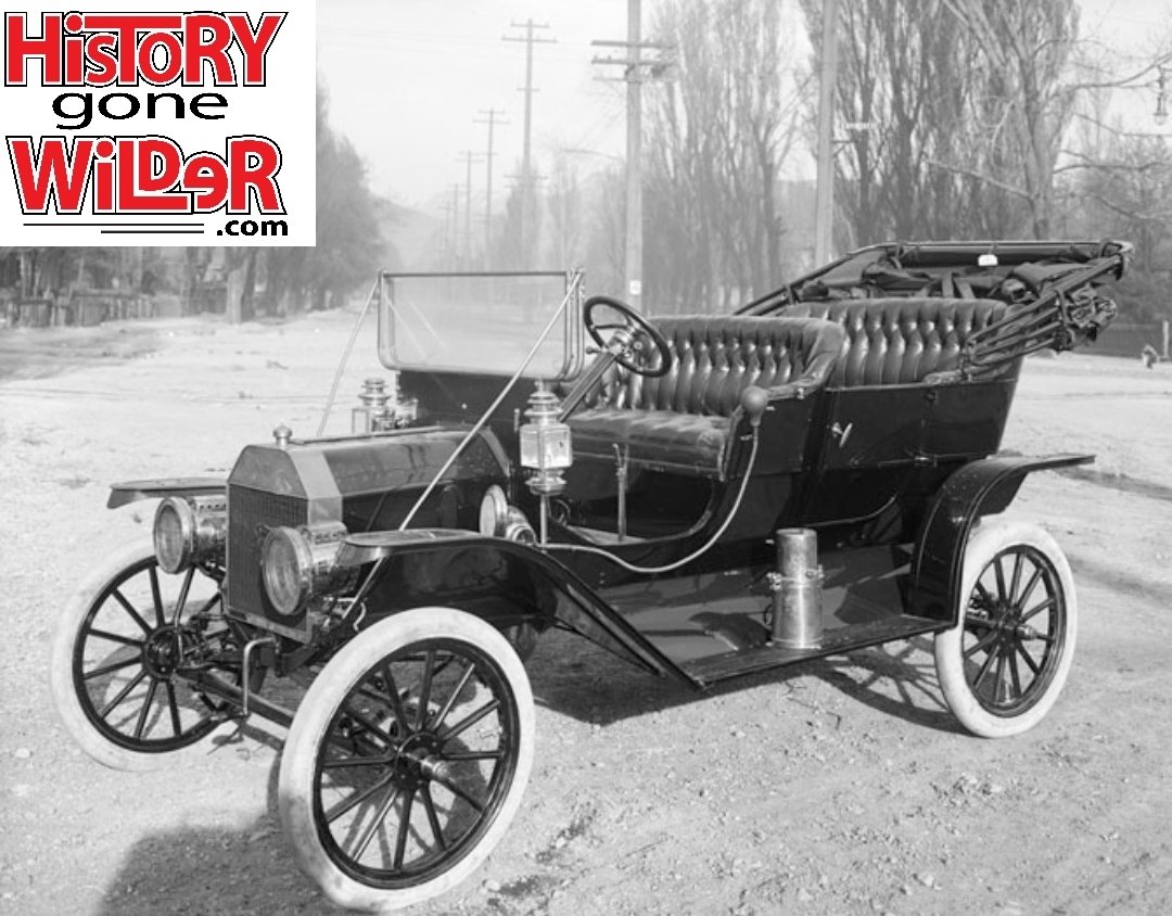 HistoryGoneWild's tweet photo. On this day in History, July 23, 1903 – The Ford Motor Company sold its first car. #history #didyouknow #dailyhistory #today #OTD #motorcity #vehicle #ford #motorcompany #car #truck #suv
https://t.co/du8ya1oNCi https://t.co/BEWZw7z1KK