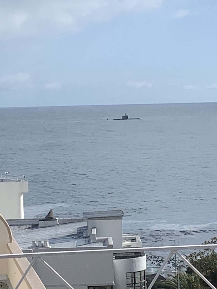 AndrewKFulton's tweet image. Anyone else see the submarine off the Sea Point Promenade?