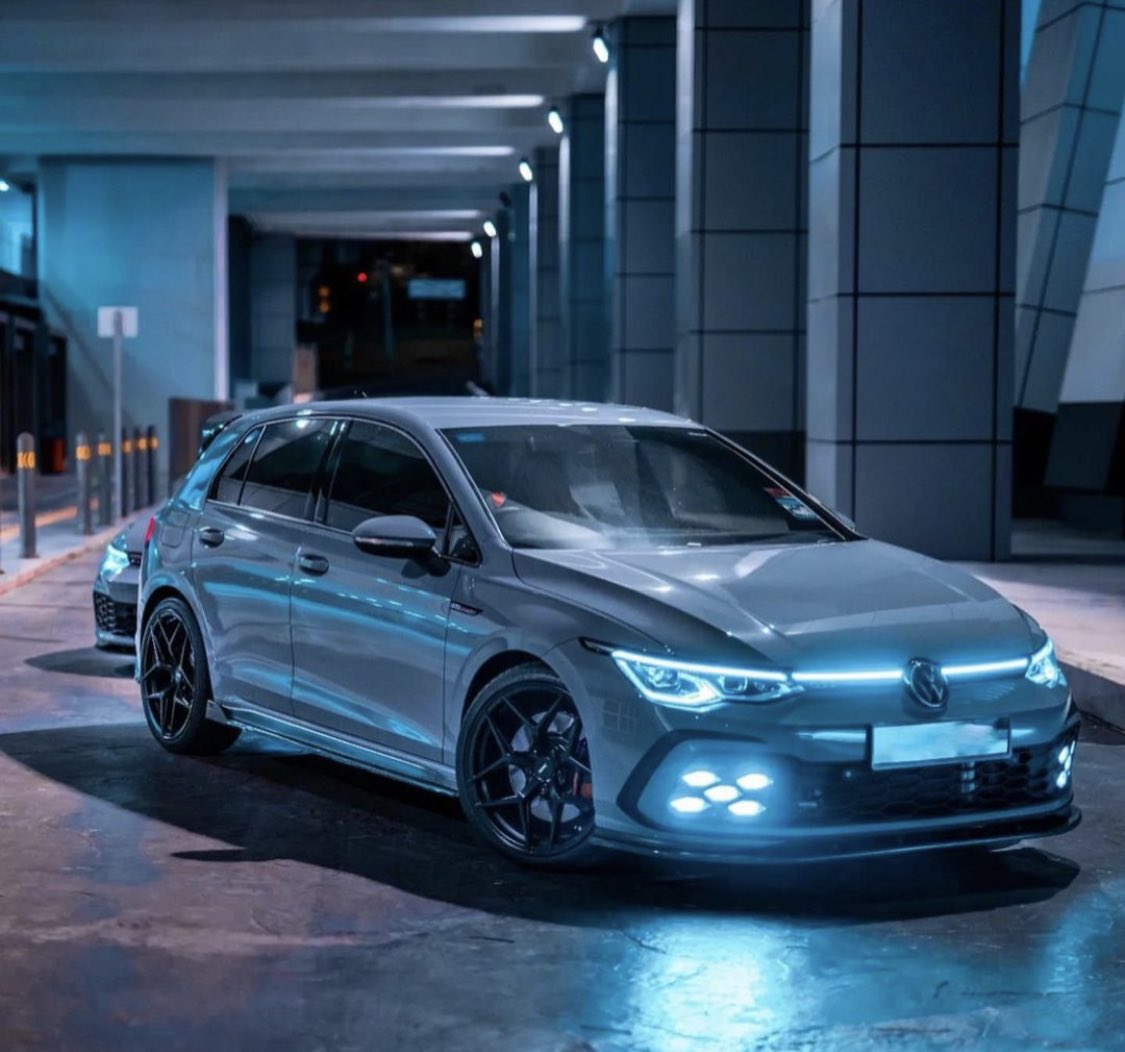 FastCarsWorld's tweet photo. Volkswagen Golf 8 GTI ✨ https://t.co/Vy4vcItClR