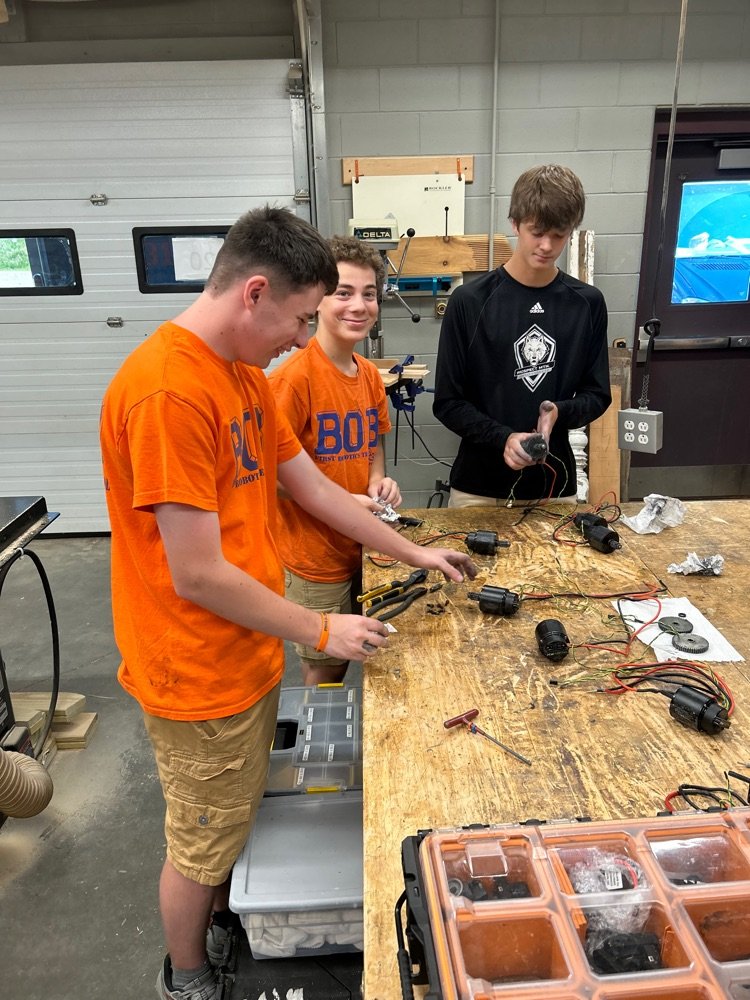 It may be summer vacation, but FIRST Robotics <a href="/FRC319/">Big Bad Bob</a> Big Bad Bob is in the shop.  Older members are helping the younger members develop their skills for the upcoming season. #weareprospect #omgrobots <a href="/frcteams/">FIRST Robotics Competition</a>