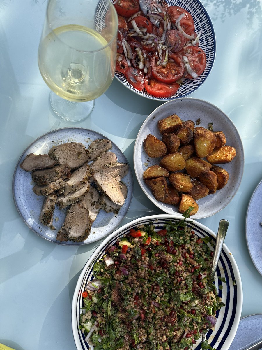 Salad with roast spuds