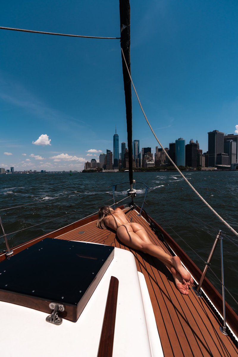 gm gm

‘Tribeca sailing’ on <a href="/foundation/">Foundation 🌐</a> 
x <a href="/Greggskye/">Greggskye.eth</a>