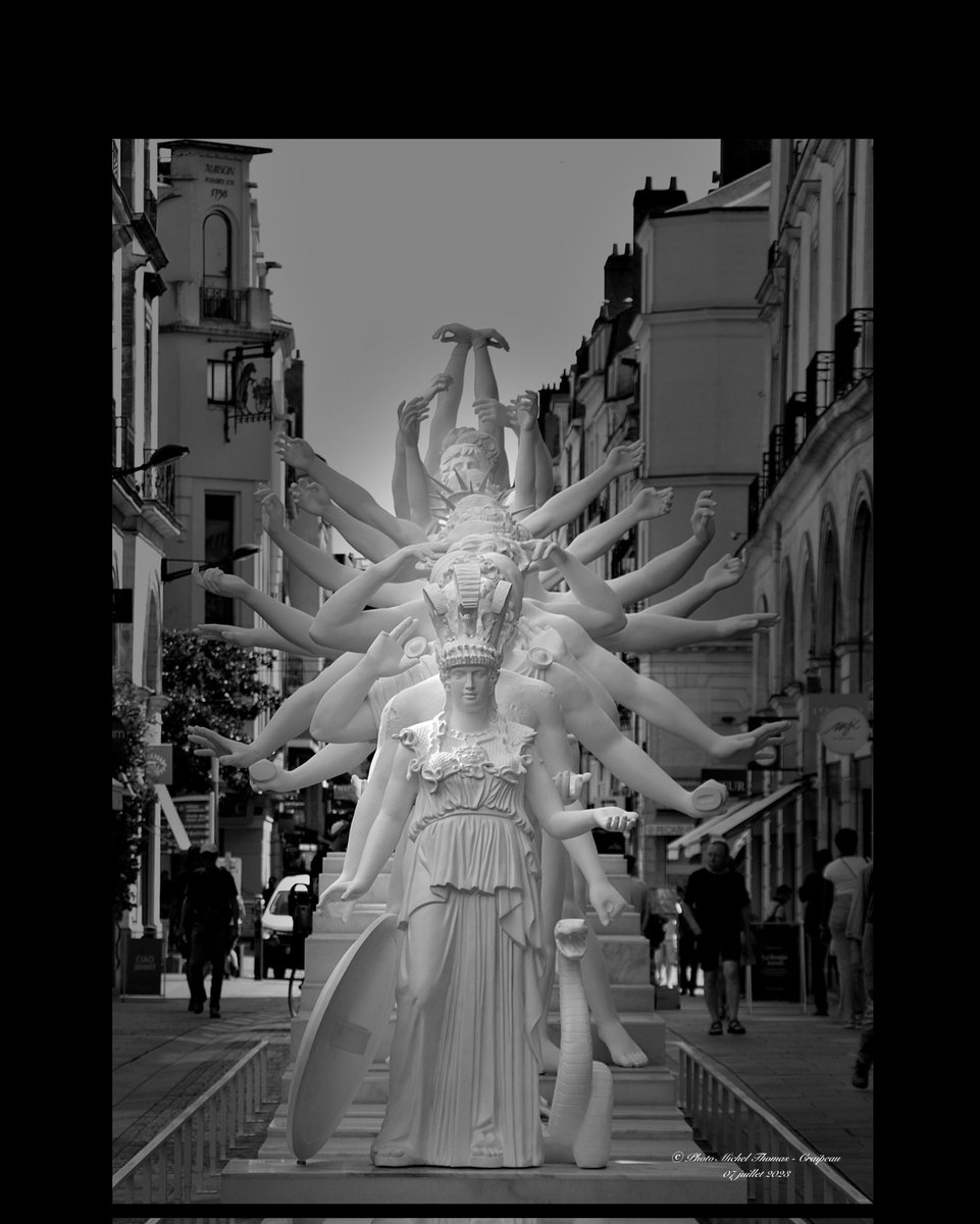 MichelCraipeau's tweet photo. European Thoussand-Arms  #europeanthoussandarms #european #classicalsculpture  #xuzhen #sculpture #arturbain #lvan #lvan2023 #ligneverte #laligneverte #levoyageanantes #nantes #nantesmetropole #nantespassion #nantesgrandangle #igersnantes #francegrandangle  #igersfrance #juin2023 https://t.co/1kbAZf8ZXg