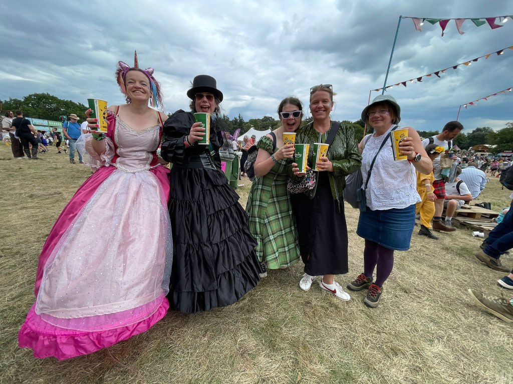 stellajday's tweet photo. Having an awesome weekend @LatitudeFest #barclaycardxlatitude https://t.co/ybPMr6Yz9e