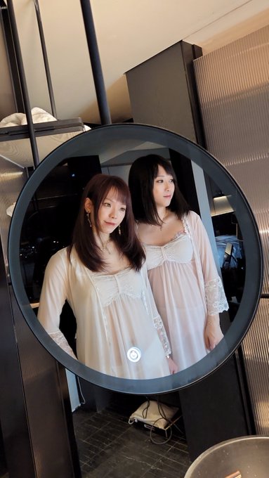 最中意白色 好有仙氣 💕💕  p.s. 其實晚上室內開大燈光，這種單面反光玻璃會不會被看得一清二楚?  #睡衣 #Bath #絲襪 #高跟鞋 #刺激 #性感 #男の娘 #伪娘 #女裝子 #腳 #色色 #Onlyfans<a href="/tag/bath"class="tags"><span>#bath</span></a><a href="/tag/cd"class="tags"><span>#cd</span></a><a href="/tag/sissy"class="tags"><span>#sissy</span></a><a href="/tag/crossdresser"class="tags"><span>#crossdresser</span></a><a href="/tag/%E6%80%A7%E6%84%9F"class="tags"><span>#性感</span></a><a href="/tag/femboy"class="tags"><span>#femboy</span></a><a href="/tag/%E7%94%B7%E3%81%AE%E5%A8%98"class="tags"><span>#男の娘</span></a>