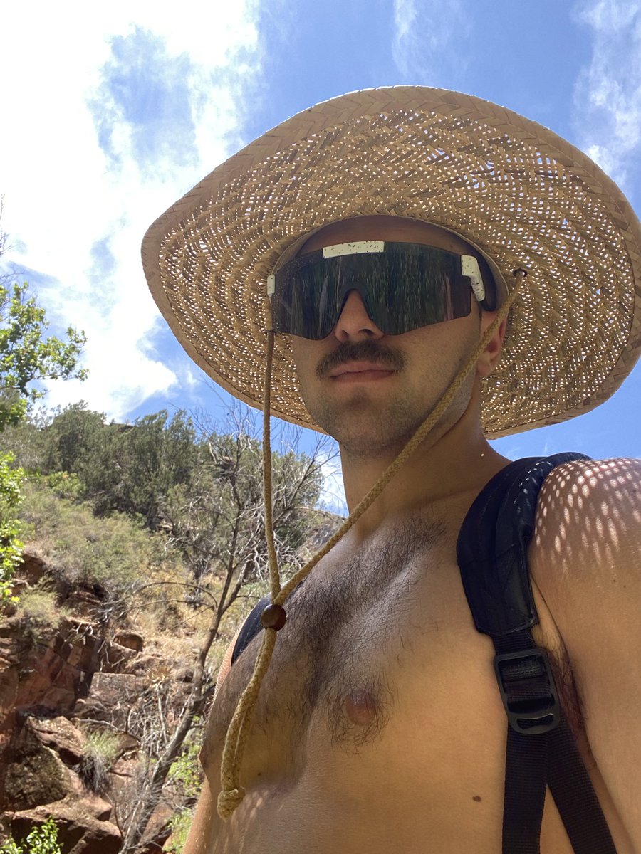 plant daddy tweet media