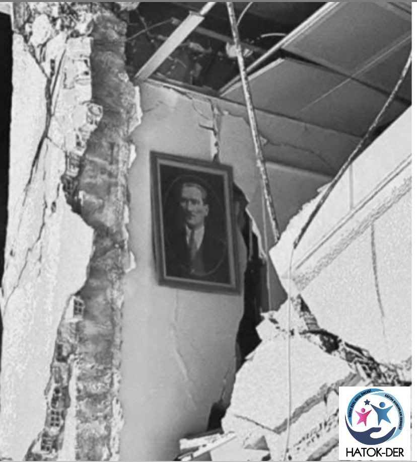 der_hatok's tweet photo. “Hatay benim şahsi meselemdir”diyerek,hasta yatağında bile Hatay davası için mücadele eden Gazi M.K.ATATÜRK, silah arkadaşları ve isimsiz tüm kahramanları rahmet ve minnetle anıyoruz
Hatay artık“Sadece Atamızın değil,hepimizin şahsi meselesidir”
#23Temmuz1939 
#HatayınKurtuluşu https://t.co/jGhIY6kaUW