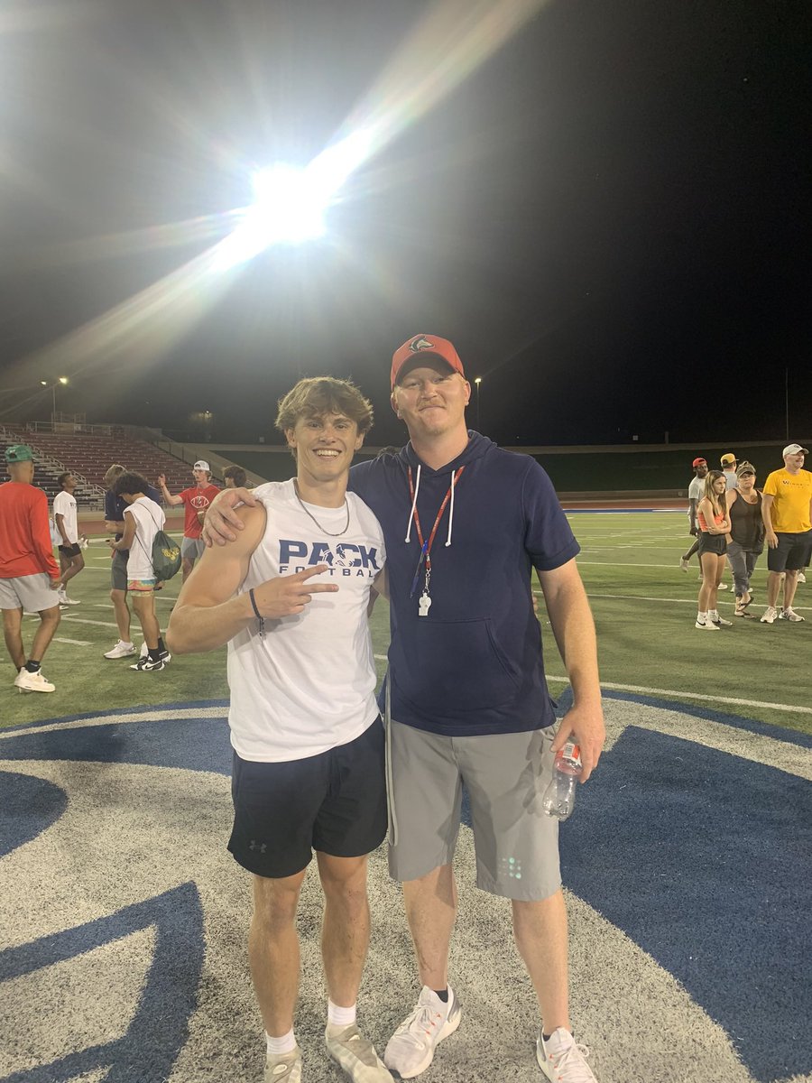 Colerog16's tweet photo. Big night @CSUPFootball thank you @Coach_Tuley @Coach_Guap @PhilipVigil for hosting a great event under the lights and @JadenHoffman7 dropping dimes! @ClossonCarter it was great meeting you, @SRaptorfootball alumni  #ToTheTop https://t.co/JUpMS6zUgi