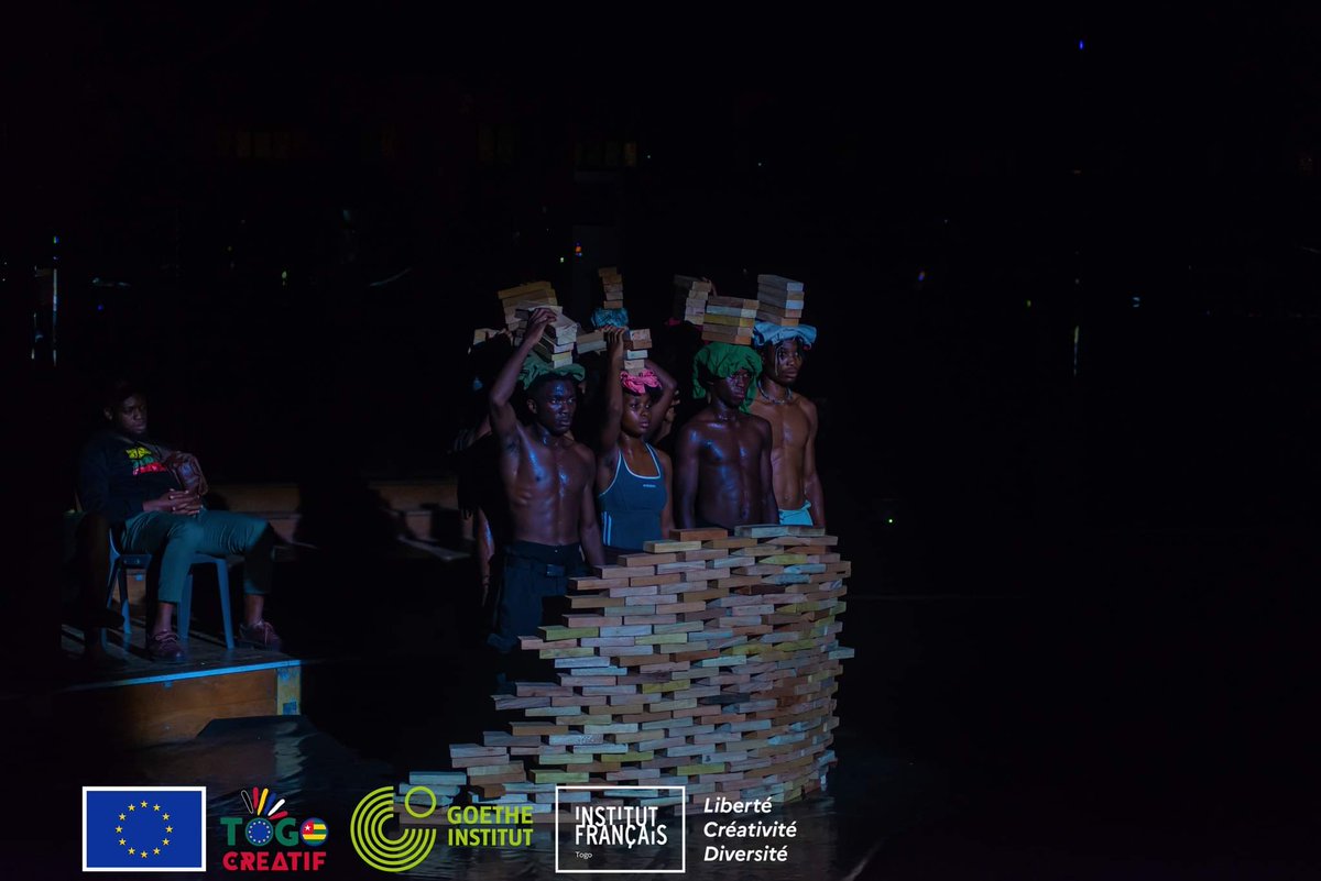 Togocreatif's tweet photo. La 6e promotion du programme #DTCA, #danse traditionnelle et #création d'aujourd'hui a produit, ce 21 juillet, 20 #professionnels originaires du #Bénin 🇧🇯, du #Burkina Faso 🇧🇫, de la #CôtedIvoire 🇨🇮, des #Comores 🇰🇲, du #Gabon 🇬🇦, du #Mali 🇲🇱, du #Sénégal 🇸🇳et du #Togo 🇹🇬. https://t.co/oi8rjoITCG