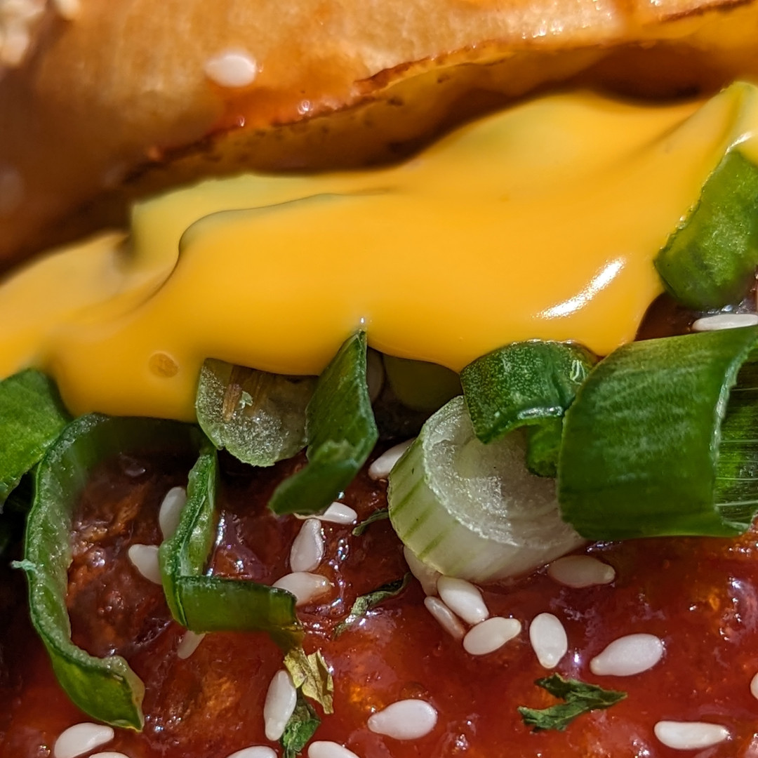 YohBurger's tweet photo. Lush. 🍔

#yohburger #burger #food #foodporn #cheeseburger #chicken #chickenburger #cheese #burgerporn #🍔 https://t.co/xg7upzb8De