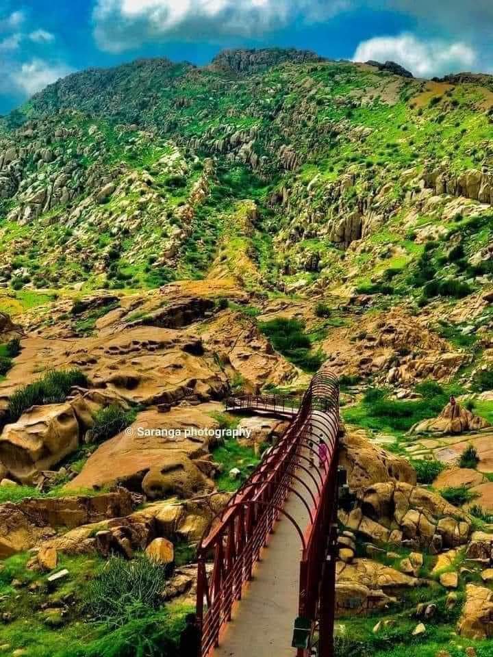 samadnizamani6's tweet photo. ٽاپ جا بيغيرت تہ پيپلا آھن انھن کانپوءِ نيوز وارا جيڪي ڌرتي کپائڻ جا اشتھار ٿا ھلائين..!!
#SaveKaroonjhar

@aajizjamali7 @amarsindhu
@BBhuttoZardari @Arfana_Mallah
@AyazLatifPalijo @sardarshah1 @QadirMagsiSTP @AmeerazadP https://t.co/FLRkD1S6Qh