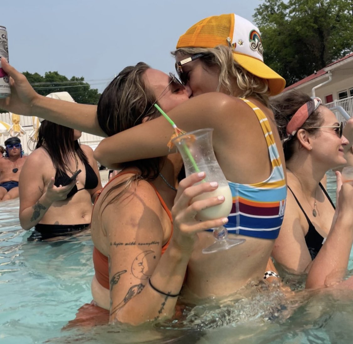 Mrbricksterr's tweet photo. You just made the list JDDrake ποΈππΌπ§± Welcome to Nashvilles hottest pool party πβοΈπ¦ Today you will be on the V.I.P. List and special guest of #broadwaybricks π§’ This will be an absolute treat and EVERYTHING is on me sir π― What happens at this pool club stays at this pool club - Honestly because IDGAF your heavy hands always turned me on and Iβm completely Ok β
with you laying one on my littles πHope to see you π π«ΆπΌπ§±#whosbrick #nashvillespoolboy #brickxbrick