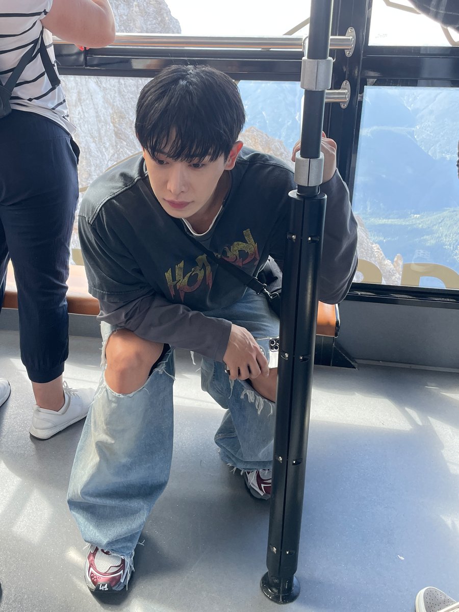 WONHO Official tweet media
