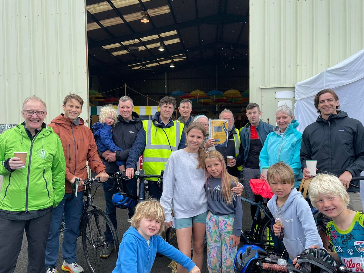Cycle route Strandhill 👉Rosses Point? 

Aligned with national policies on climate action, sustainable mobility &amp; active travel this group are building momentum to create a protected cycle infrastructure route from Strandhill to Rosses Point. 

The Sligo Coastal Mobility Route 🚲
