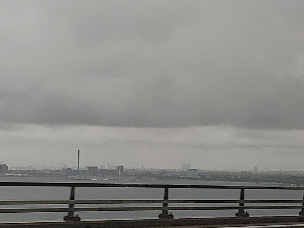 playfullwind's tweet image. Hello Victor, I mean Sweden 🇸🇪 miles of smile tour, I mean family Vaca #GoBolts #BeTheThunder ⚡